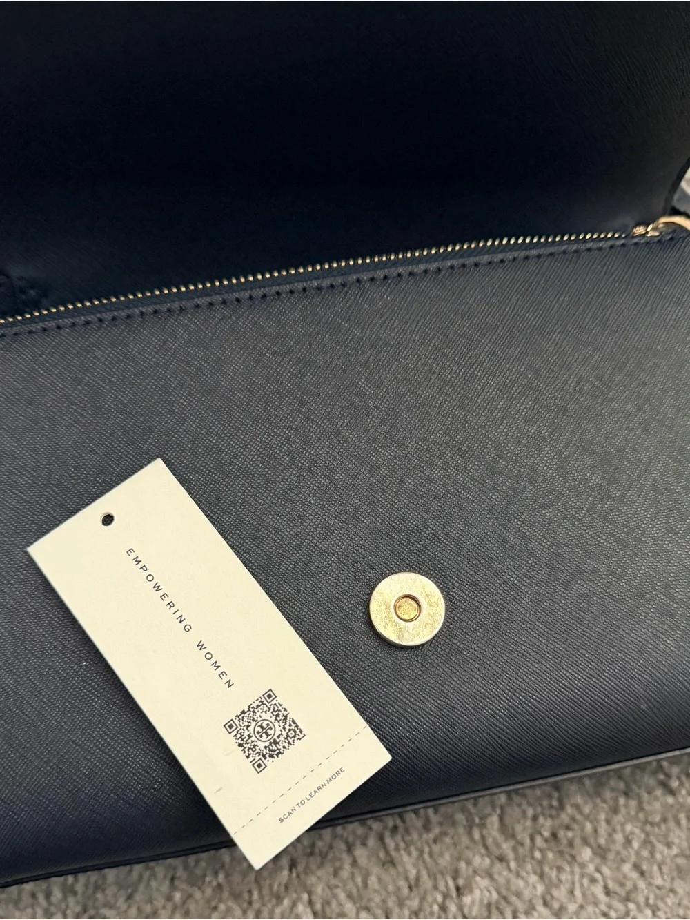 Tory Burch Black Crossbody Wallet on Chain